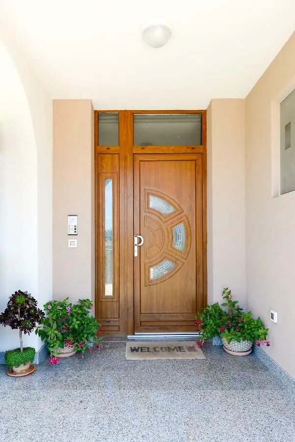 Apartmani Bosa Zadar 0*,