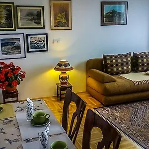 Z&e , Trogir Chorwacja